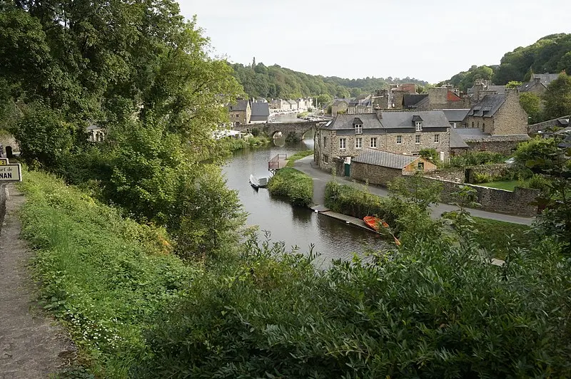 Foto di Vecchio ponte - Pierre André Leclercq - © Creative Commons (https://creativecommons.org/licenses/by-sa/4.0/deed.fr)