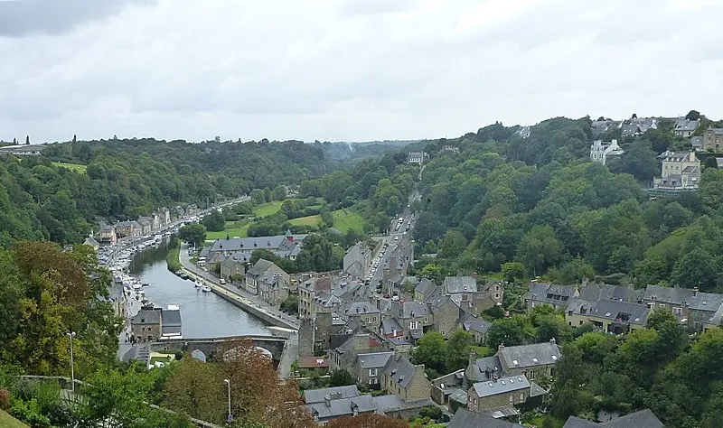 Foto di Vecchio ponte - Pierre André Leclercq - © Creative Commons (https://creativecommons.org/licenses/by-sa/4.0/deed.fr)