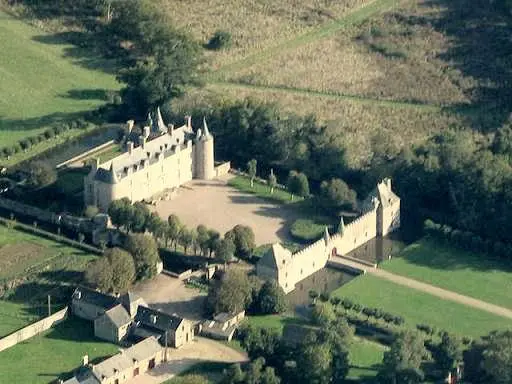Picture of Bienassis castle - User Pilot'22 on fr.wikipedia - © Creative Commons (https://creativecommons.org/licenses/by-sa/4.0/deed.fr)
