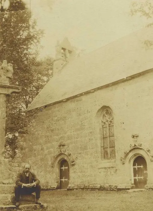 Picture of Chapel of Kergrist and Cross - POP Plateforme Ouverte du Patrimoine / Base Mérimée - © Ministère de la Culture (France), Médiathèque du patrimoine et de la photographie, tous droits réservés
