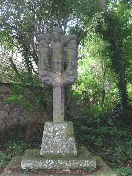 Picture of Bonabry Cross - Gfmorin - © Creative Commons (https://creativecommons.org/licenses/by-sa/4.0/deed.fr)