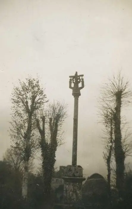Picture of Calvary of the village of Kerlégan - POP Plateforme Ouverte du Patrimoine / Base Mérimée - © Ministère de la Culture (France), Médiathèque du patrimoine et de la photographie, tous droits réservés