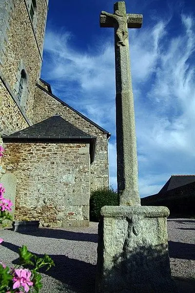 Photo de Croix sculptée - Dolly11 - © Creative Commons (https://creativecommons.org/licenses/by-sa/4.0/deed.fr)