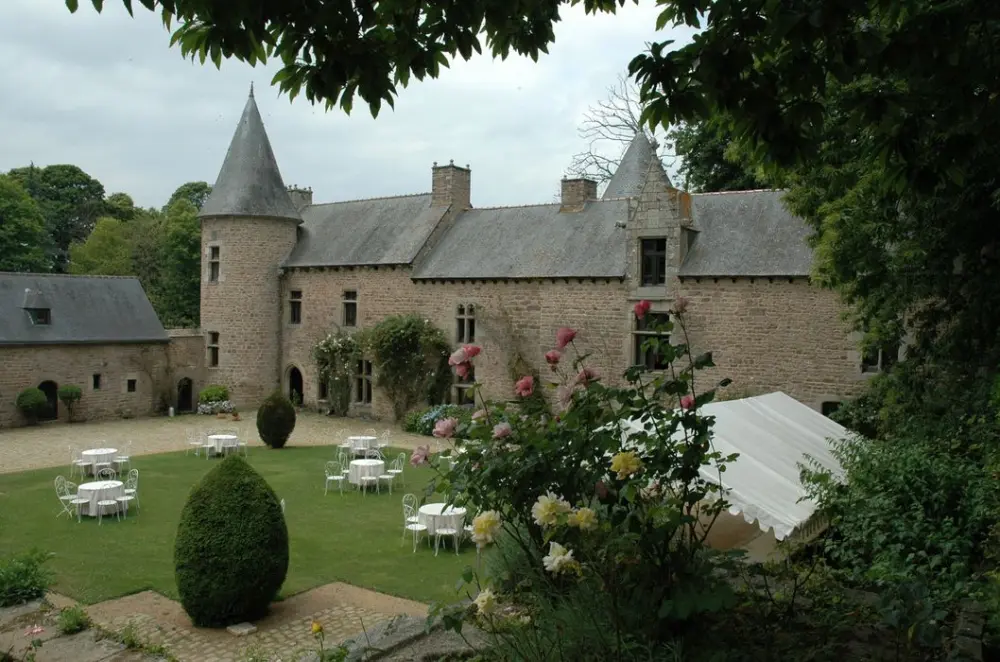 Picture of Green Noë Manor - POP Plateforme Ouverte du Patrimoine / Base Mérimée - ® Ministère de la Culture (France), Direction Régionale des Affaires Culturelles de Bretagne, tous droits réservés