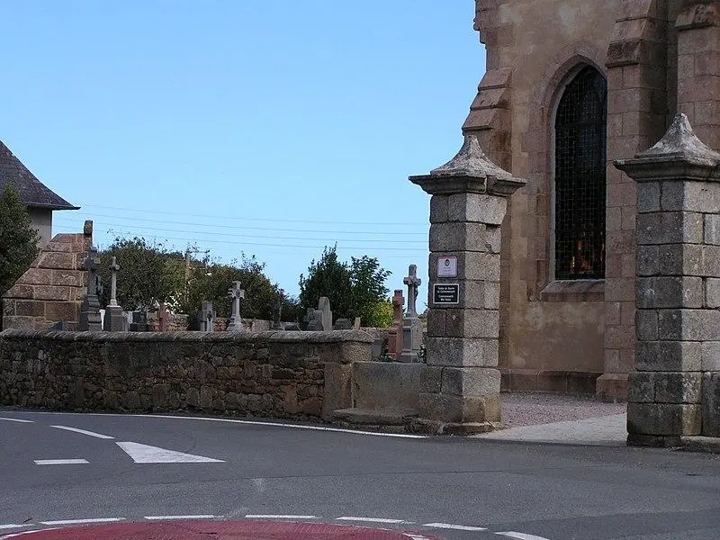 Picture of Graveyard - Creasy - © Creative Commons (https://creativecommons.org/licenses/by-sa/4.0/deed.fr)
