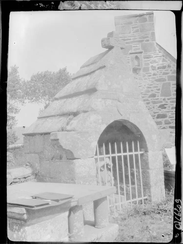 Picture of Graveyard - POP Plateforme Ouverte du Patrimoine / Base Mérimée - © Ministère de la Culture (France), Médiathèque du patrimoine et de la photographie, diffusion RMN-GP
