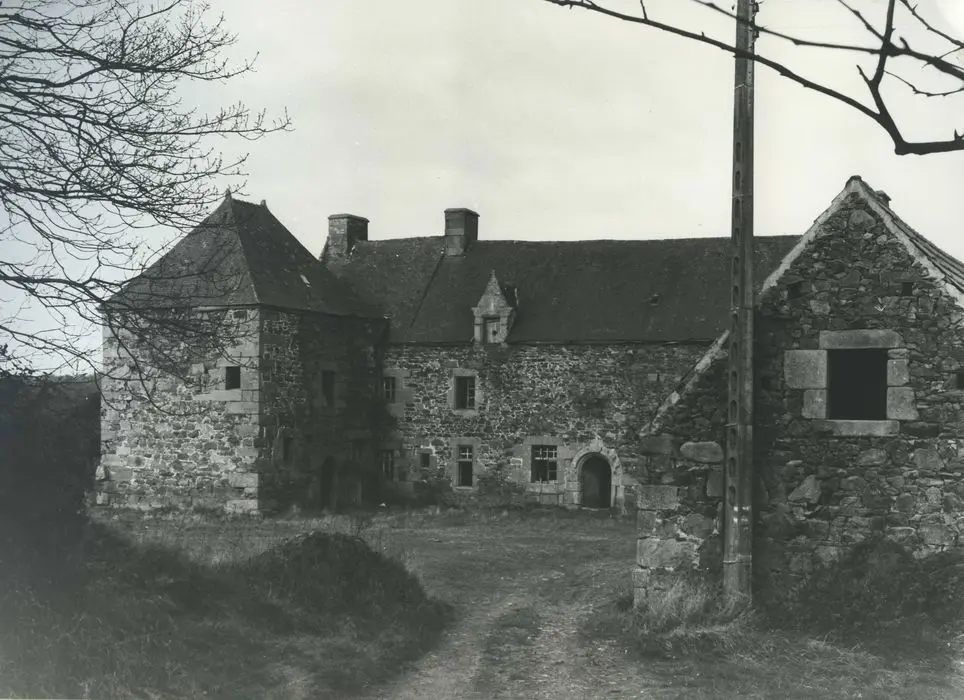 Picture of Kerprigent manor - POP Plateforme Ouverte du Patrimoine / Base Mérimée - © Ministère de la Culture (France), Médiathèque du patrimoine et de la photographie, tous droits réservés