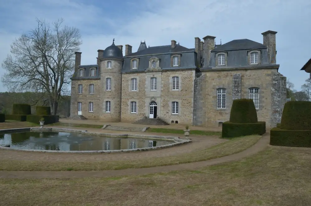 Foto di Castello di Rosambô - POP Plateforme Ouverte du Patrimoine / Base Mérimée - ® Ministère de la Culture (France), Direction Régionale des Affaires Culturelles de Bretagne, tous droits réservés