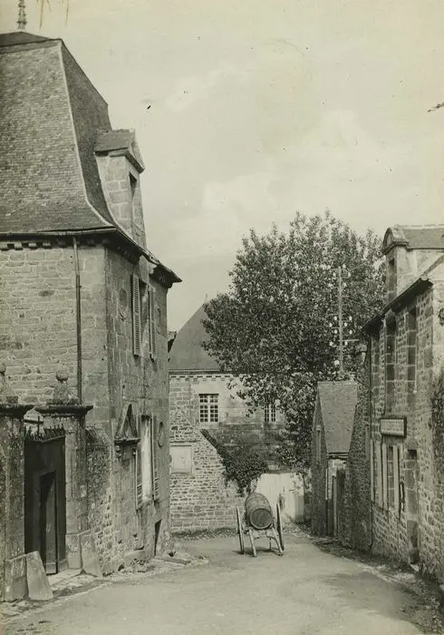 Picture of Presbytery - POP Plateforme Ouverte du Patrimoine / Base Mérimée - © Ministère de la Culture (France), Médiathèque du patrimoine et de la photographie, tous droits réservés