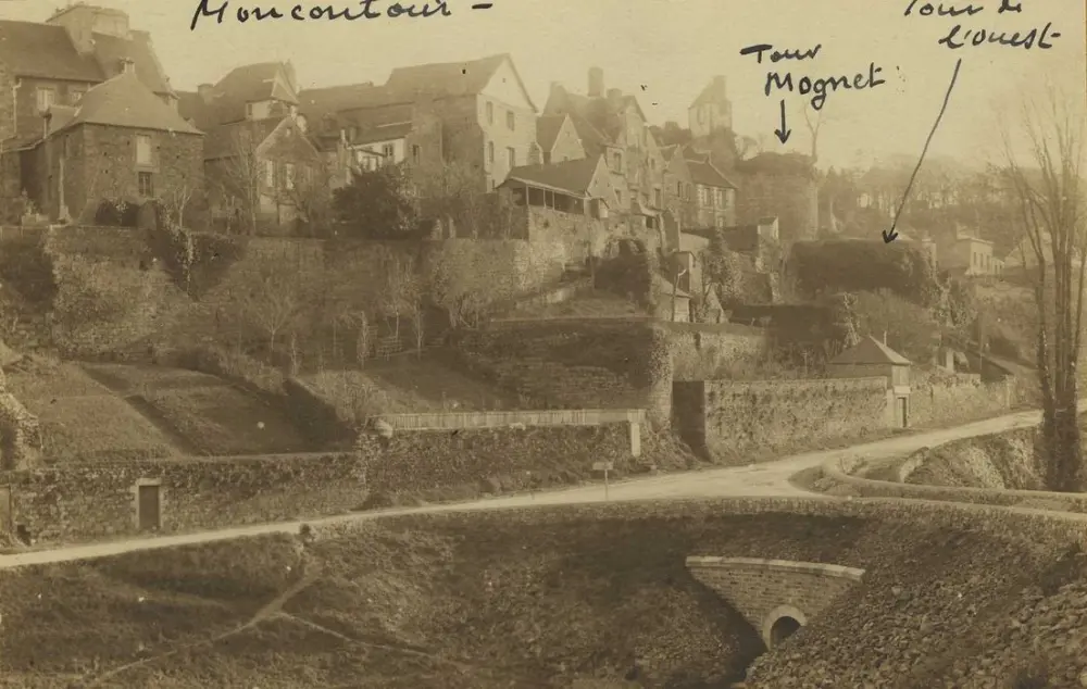 Foto di Moget - POP Plateforme Ouverte du Patrimoine / Base Mérimée - © Ministère de la Culture (France), Médiathèque du patrimoine et de la photographie, tous droits réservés