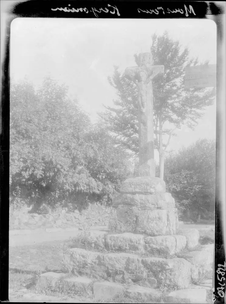 Picture of Cross - POP Plateforme Ouverte du Patrimoine / Base Mérimée - © Ministère de la Culture (France), Médiathèque du patrimoine et de la photographie, diffusion RMN-GP