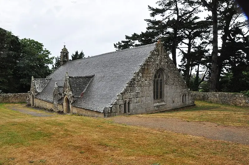 Picture of Port-Blanc chapel - Philippe Alès - © Creative Commons (https://creativecommons.org/licenses/by-sa/4.0/deed.fr)