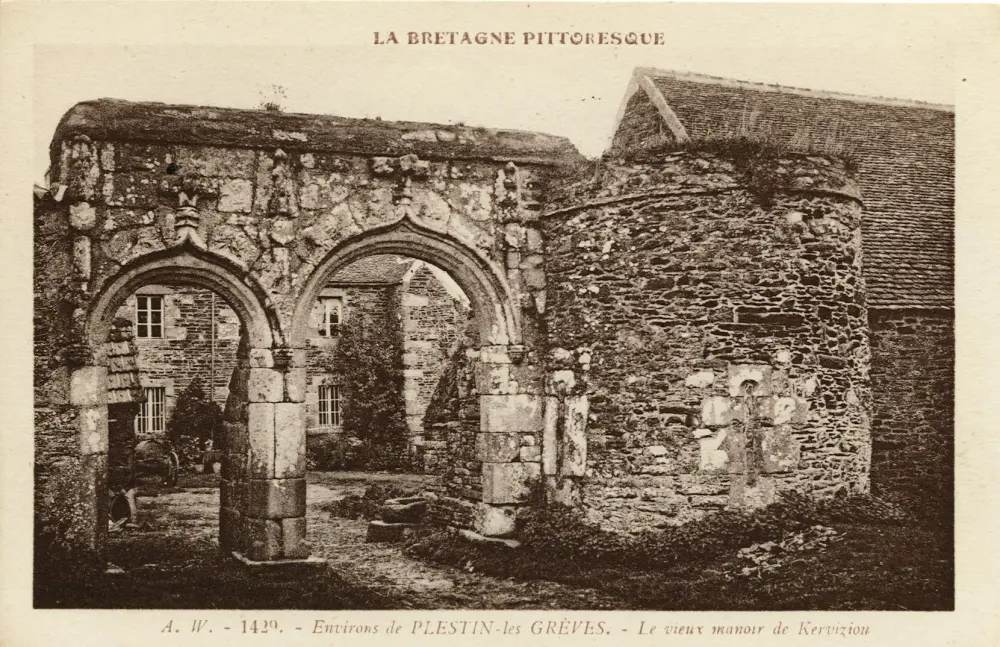 Picture of Kerviziou manor - Sous licence Creative Commons (https://creativecommons.org/licenses/by-sa/4.0/deed.fr) - Par Daieuxetdailleurs - © Creative Commons (https://creativecommons.org/licenses/by-sa/4.0/deed.fr)