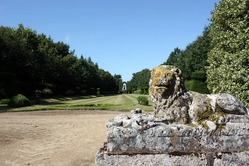 Picture of Château de Caraudeuc (also in the communes of Longaulnay (35) and Saint-Pern (35)) - LeCardinal - © Creative Commons (https://creativecommons.org/licenses/by-sa/4.0/deed.fr)