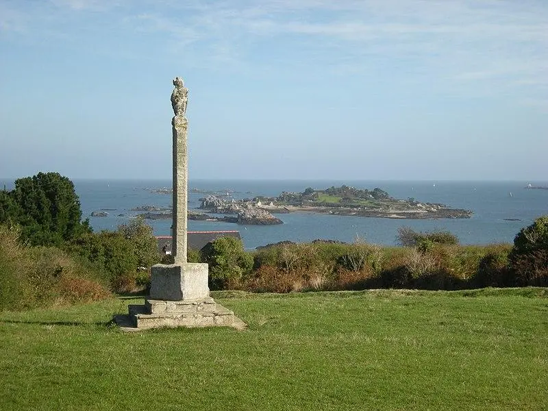 Picture of Calvary says Widowing Cross - Barbetorte - © Creative Commons (https://creativecommons.org/licenses/by-sa/4.0/deed.fr)
