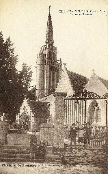 Picture of Saint-Pierre Church - Auteur inconnu - © Creative Commons (https://creativecommons.org/licenses/by-sa/4.0/deed.fr)