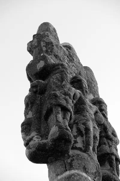 Picture of 17th century cross called Sauraie cross - Dolly11 - © Creative Commons (https://creativecommons.org/licenses/by-sa/4.0/deed.fr)