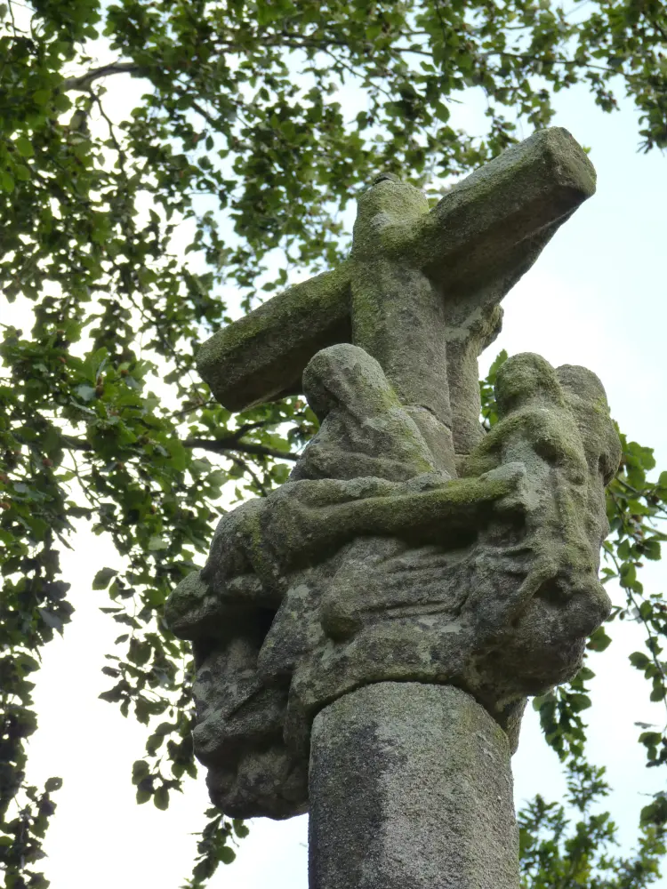 Foto di Croce - Sous licence Creative Commons (https://creativecommons.org/licenses/by-sa/4.0/deed.fr) - Par Crepi22 - © Creative Commons (https://creativecommons.org/licenses/by-sa/4.0/deed.fr)