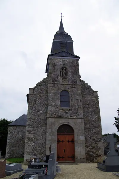 Picture of Saint-Pierre Saint-Paul Church - Dolly11 - © Creative Commons (https://creativecommons.org/licenses/by-sa/4.0/deed.fr)