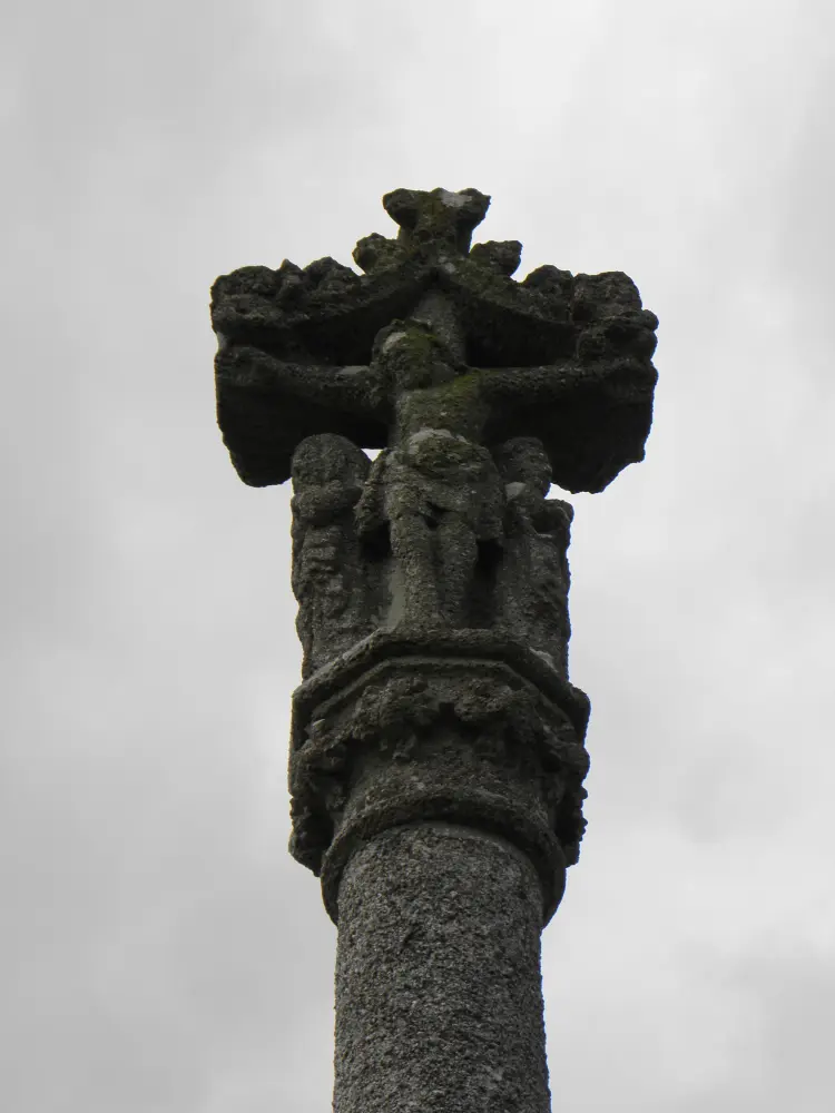 Picture of Sénéchal Cross - Sous licence Creative Commons (https://creativecommons.org/licenses/by-sa/4.0/deed.fr) - Par GO69 - © Creative Commons (https://creativecommons.org/licenses/by-sa/4.0/deed.fr)