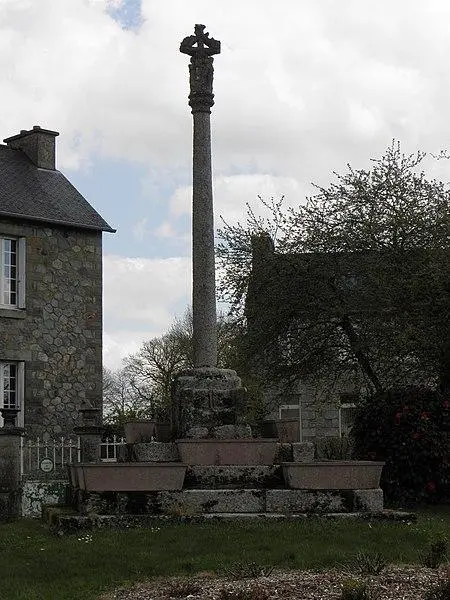 Picture of Sénéchal Cross - GO69 - © Creative Commons (https://creativecommons.org/licenses/by-sa/4.0/deed.fr)