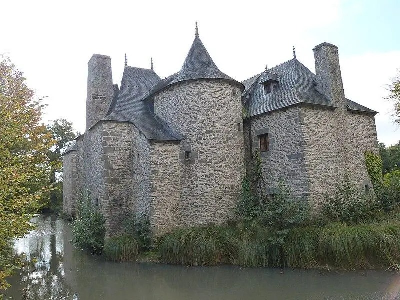Picture of Park castle - Thérèse Gaigé - © Creative Commons (https://creativecommons.org/licenses/by-sa/4.0/deed.fr)