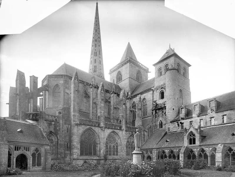 Foto di Ex chiesa di Saint-Michel - POP Plateforme Ouverte du Patrimoine / Base Mérimée - © Ministère de la Culture (France), Médiathèque du patrimoine et de la photographie, diffusion RMN-GP