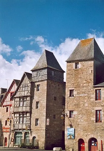 Picture of Wooden sides - Auteur inconnu - © Creative Commons (https://creativecommons.org/licenses/by-sa/4.0/deed.fr)