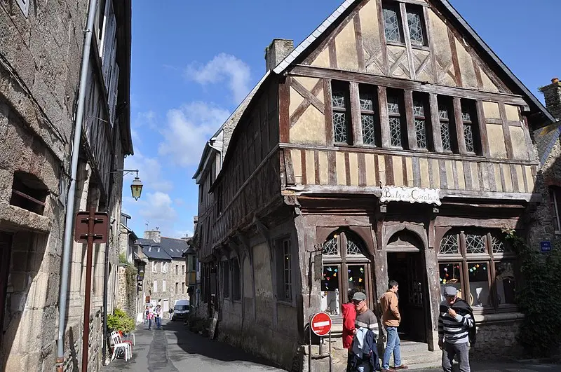 Foto von Heim - Philippe Alès - © Creative Commons (https://creativecommons.org/licenses/by-sa/4.0/deed.fr)