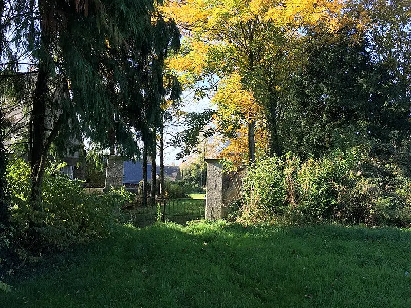Foto di Maniero di Ville-Aux-Veneurs - Quoique - © Creative Commons (https://creativecommons.org/licenses/by-sa/4.0/deed.fr)
