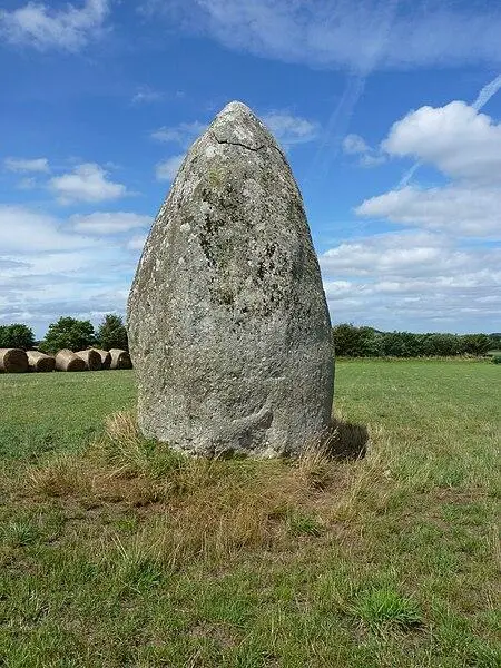 Picture of Menhir de Betudo, or Botudo - Crepi22 - © Creative Commons (https://creativecommons.org/licenses/by-sa/4.0/deed.fr)