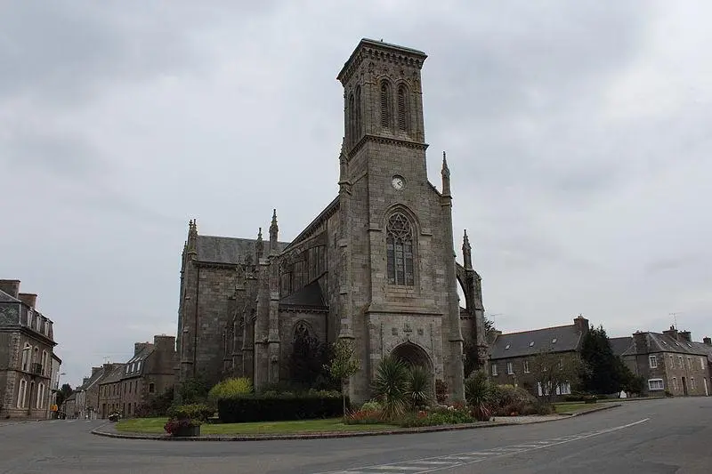 Picture of Notre-Dame Church - Creasy - © Creative Commons (https://creativecommons.org/licenses/by-sa/4.0/deed.fr)