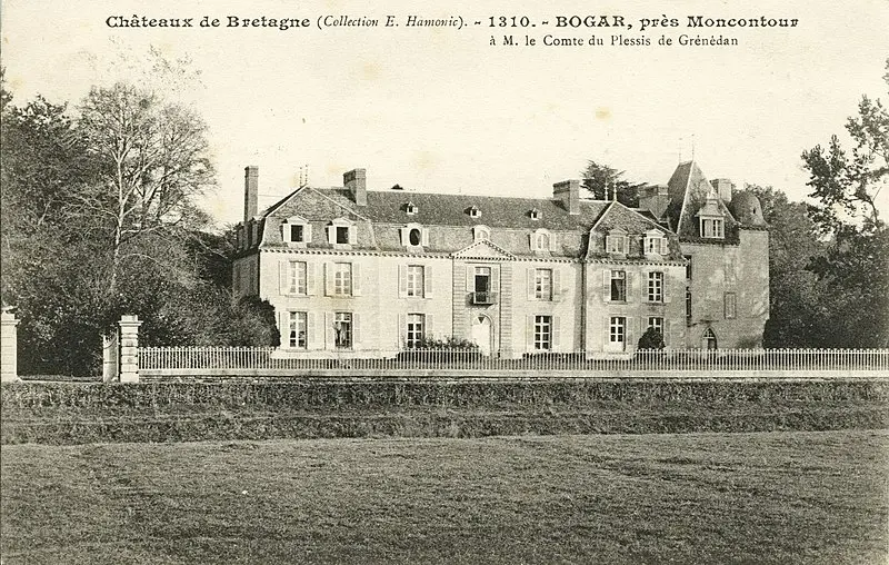 Picture of Bogar castle - Auteur inconnu - © Creative Commons (https://creativecommons.org/licenses/by-sa/4.0/deed.fr)