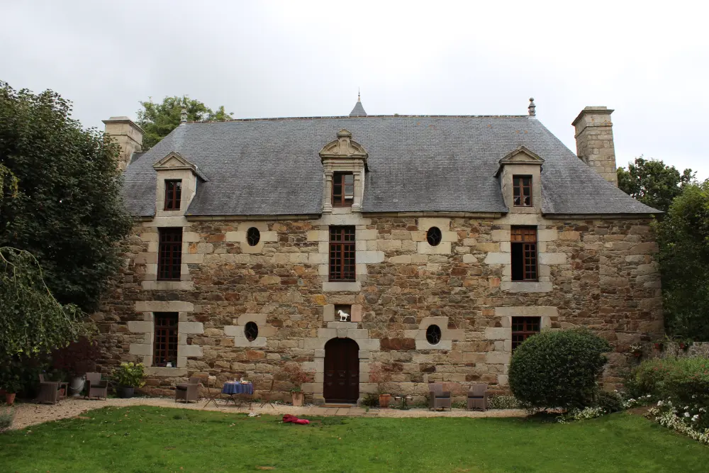 Picture of CREC'H MANIRS - Sous licence Creative Commons (https://creativecommons.org/licenses/by-sa/4.0/deed.fr) - Par Creasy - © Creative Commons (https://creativecommons.org/licenses/by-sa/4.0/deed.fr)