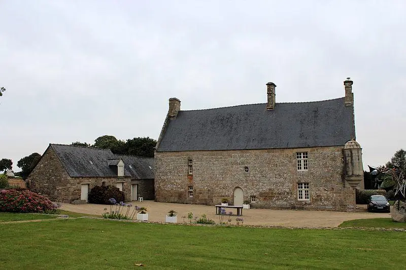 Picture of Kérépol Manor - Creasy - © Creative Commons (https://creativecommons.org/licenses/by-sa/4.0/deed.fr)