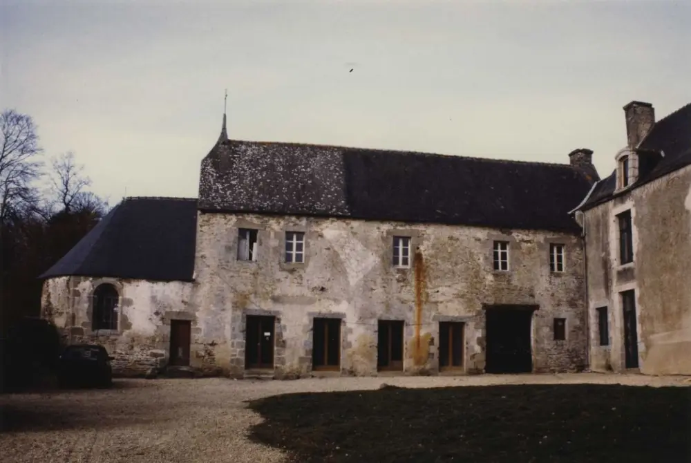 Picture of Manor of Cléhunault - POP Plateforme Ouverte du Patrimoine / Base Mérimée - © Ministère de la Culture (France), Médiathèque du patrimoine et de la photographie, tous droits réservés