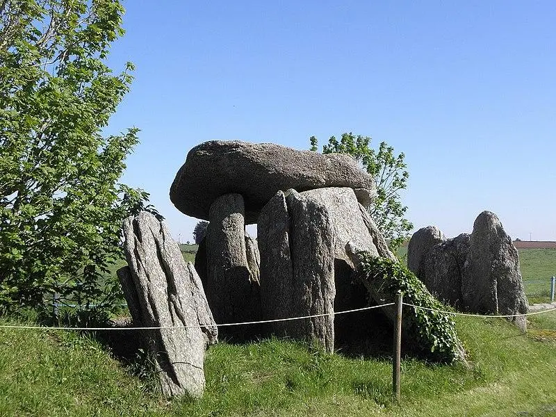 Foto de Dolmen de Tréguelc'aier - GO69 - © Creative Commons (https://creativecommons.org/licenses/by-sa/4.0/deed.fr)