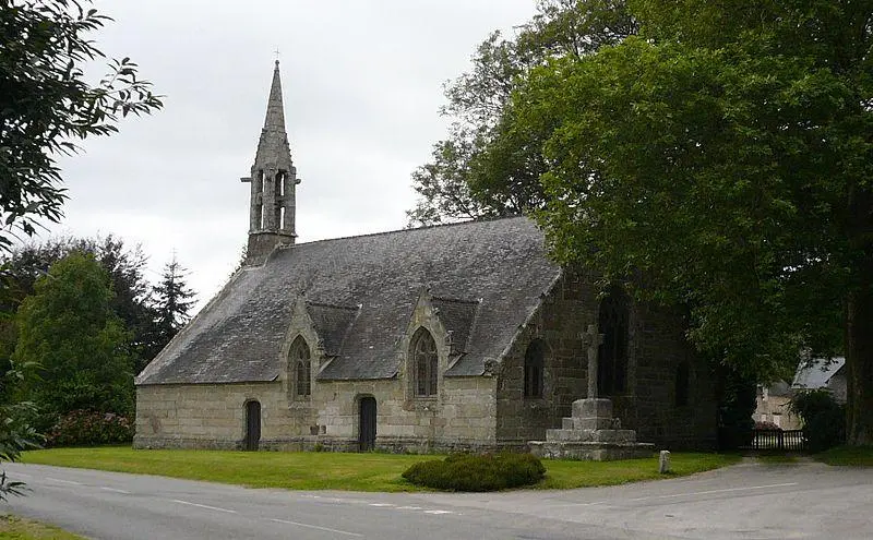 Foto von Mantel-Am-Podou-Kapelle - Yann Gwilhoù - © Creative Commons (https://creativecommons.org/licenses/by-sa/4.0/deed.fr)