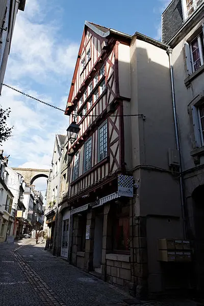 Foto de Edificio - Thesupermat - © Creative Commons (https://creativecommons.org/licenses/by-sa/4.0/deed.fr)