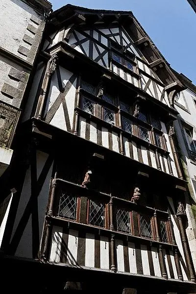 Foto de Tan -Saled Lantern House - Thesupermat - © Creative Commons (https://creativecommons.org/licenses/by-sa/4.0/deed.fr)