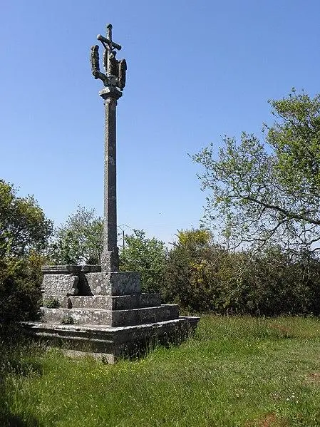 Foto de Kergoal Calvary-Altar - GO69 - © Creative Commons (https://creativecommons.org/licenses/by-sa/4.0/deed.fr)