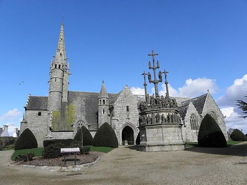 Foto von Saint-yves Church - GO69 - © Creative Commons (https://creativecommons.org/licenses/by-sa/4.0/deed.fr)