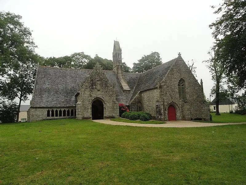 Foto de Capilla y cementerio de Saint-Jaoua - Valerie Picolo - © Creative Commons (https://creativecommons.org/licenses/by-sa/4.0/deed.fr)