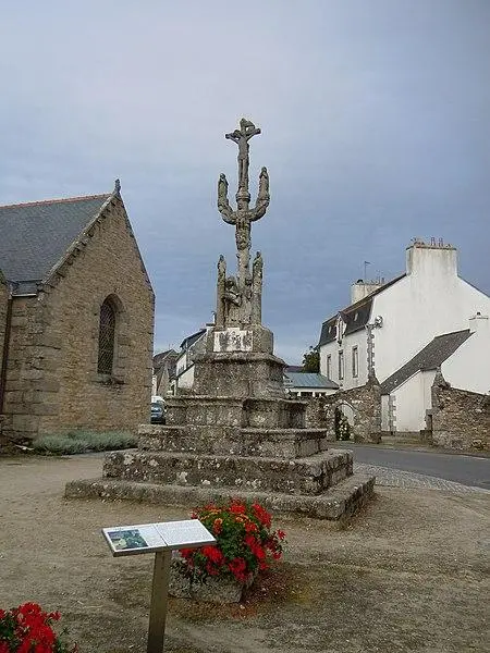 Foto de Calvario - Lanzonnet - © Creative Commons (https://creativecommons.org/licenses/by-sa/4.0/deed.fr)