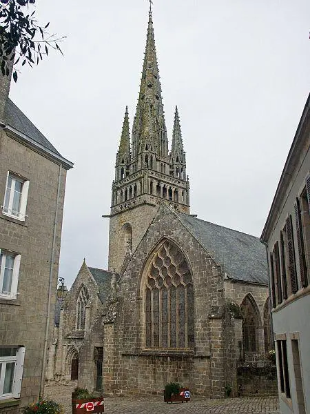 Foto von Notre-Dame de Roscodon Church - Auteur inconnu - © Creative Commons (https://creativecommons.org/licenses/by-sa/4.0/deed.fr)