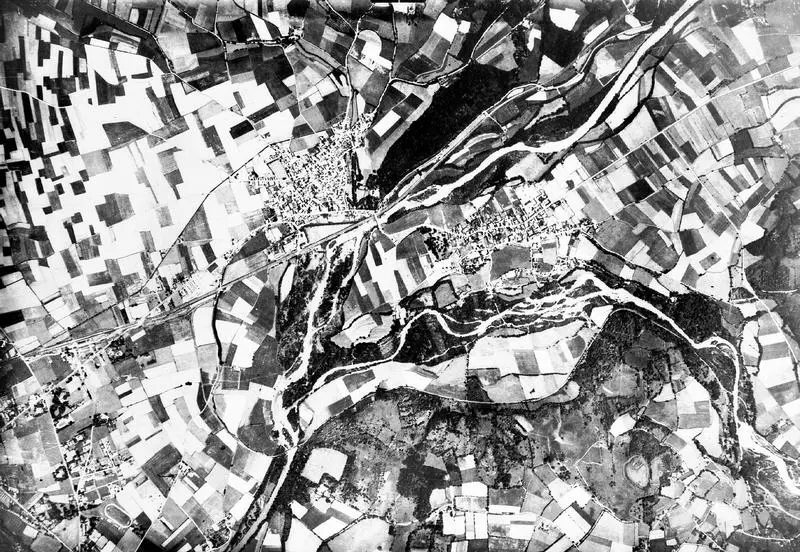 Foto de Gauls Camp en Kercaradec, en Penhars - POP Plateforme Ouverte du Patrimoine / Base Mérimée - © Ministère de la Culture (France), Médiathèque du patrimoine et de la photographie, diffusion RMN-GP