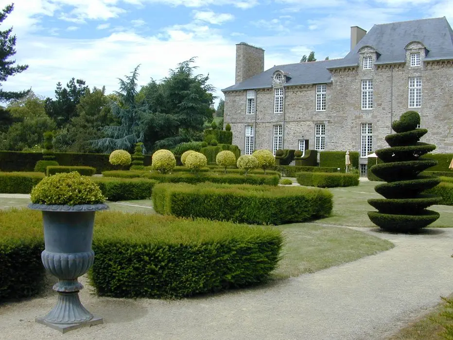 Picture of Ballue Château - POP Plateforme Ouverte du Patrimoine / Base Mérimée - © Ministère de la Culture (France), Direction Régionale des Affaires Culturelles de Bretagne – Tous droits réservés