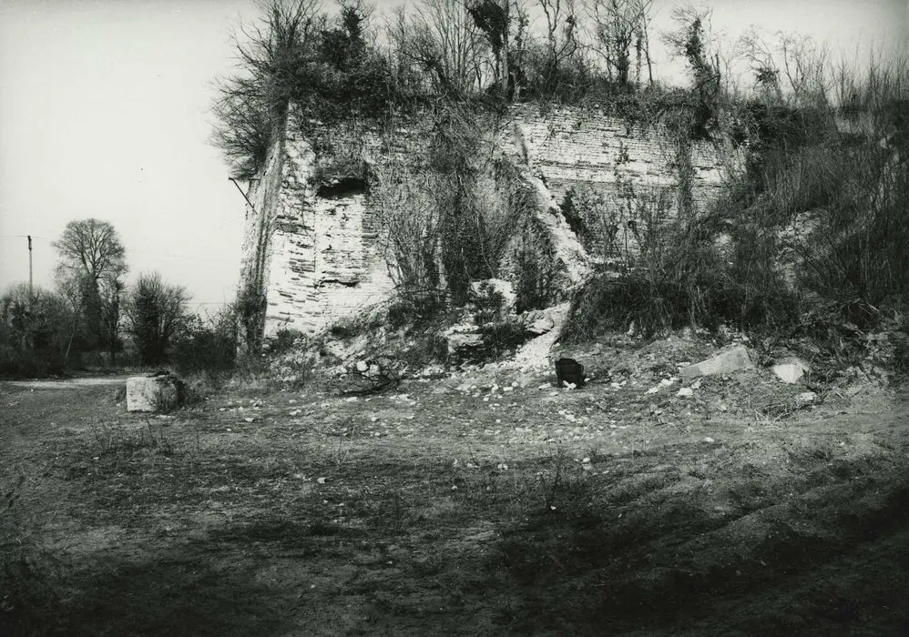 Foto de Hornos de lima - POP Plateforme Ouverte du Patrimoine / Base Mérimée - © Ministère de la Culture (France), Médiathèque du patrimoine et de la photographie, tous droits réservés