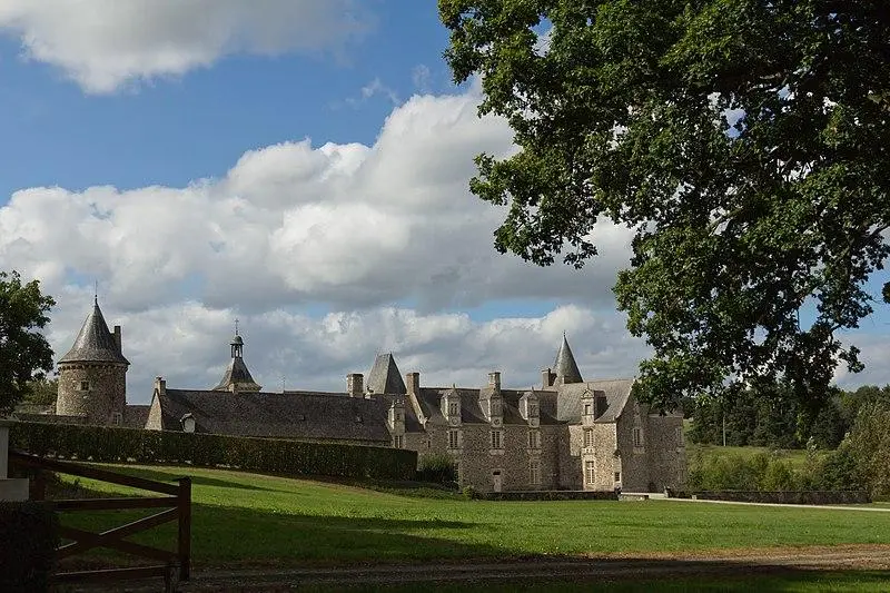 Foto von Ordentliches Schloss - EdouardHue - © Creative Commons (https://creativecommons.org/licenses/by-sa/4.0/deed.fr)