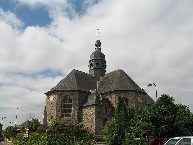 Foto von Saint-Martin Church - Pymouss - © Creative Commons (https://creativecommons.org/licenses/by-sa/4.0/deed.fr)
